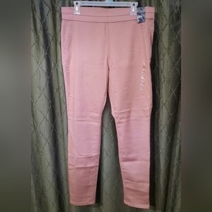 ! Rose colored leggings